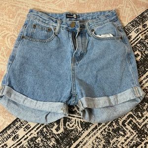 High waisted Denim shorts